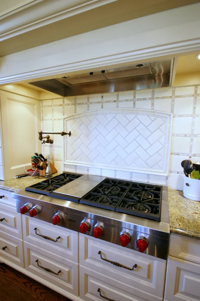 Beverly Woods Bespoke Residence by Guthmann Construction - Photo 22