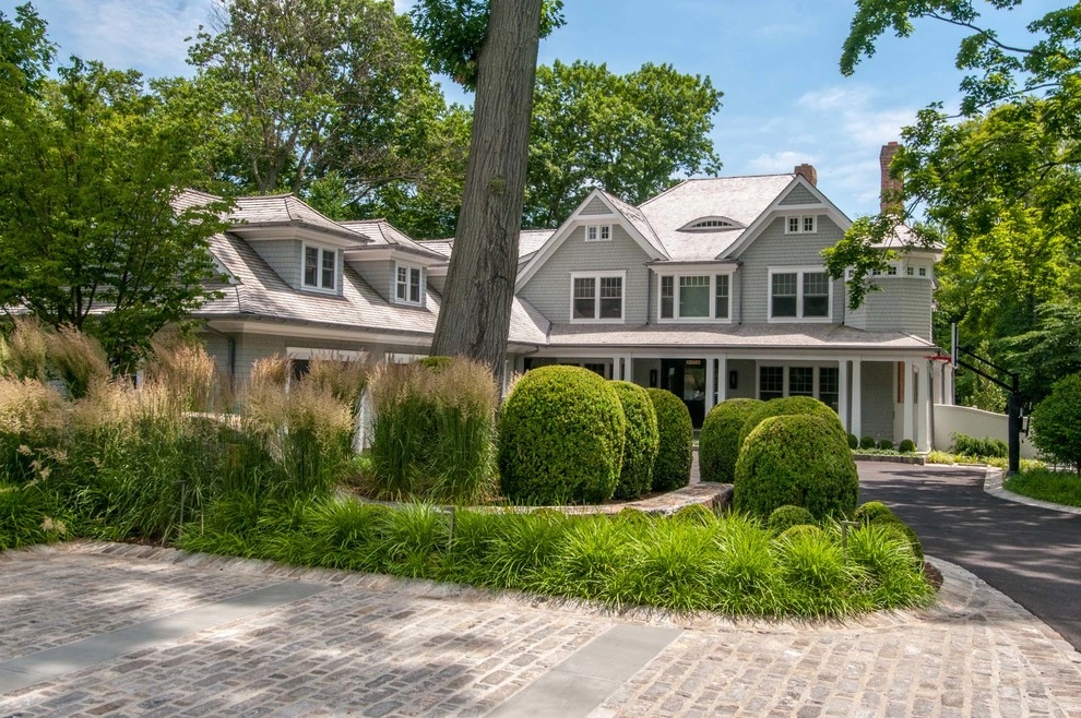 Westchester Transitional Landscape and Pool by Sean Jancski Landscape Architects LLC - Photo 8