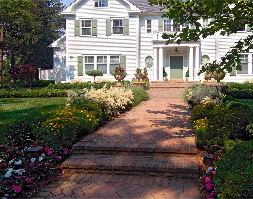 Mamaroneck Landscape by Sean Jancski Landscape Architects LLC - Photo 2
