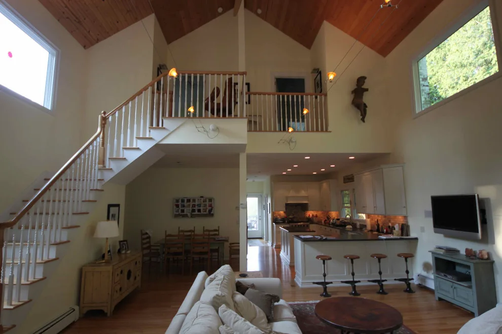 Bespoke Residence by Grain & Steel Contracting LLC - Photo 2
