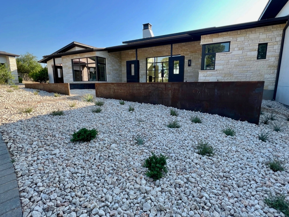 Acuarela by Seedlings Landscape Design Build - Photo 2
