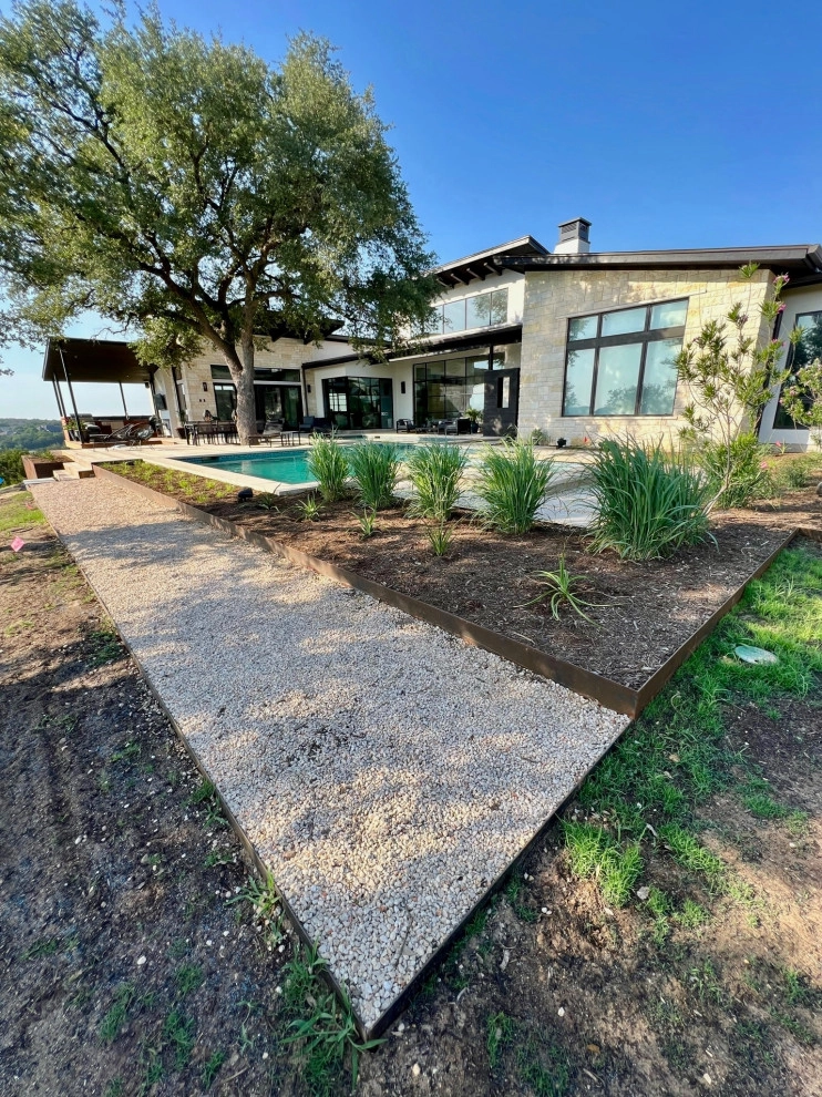 Acuarela by Seedlings Landscape Design Build - Photo 5