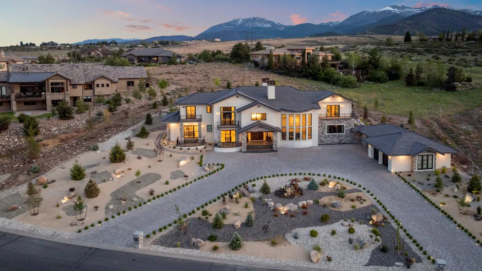 Hawk View by ICG Construction & Landscaping - Photo 4