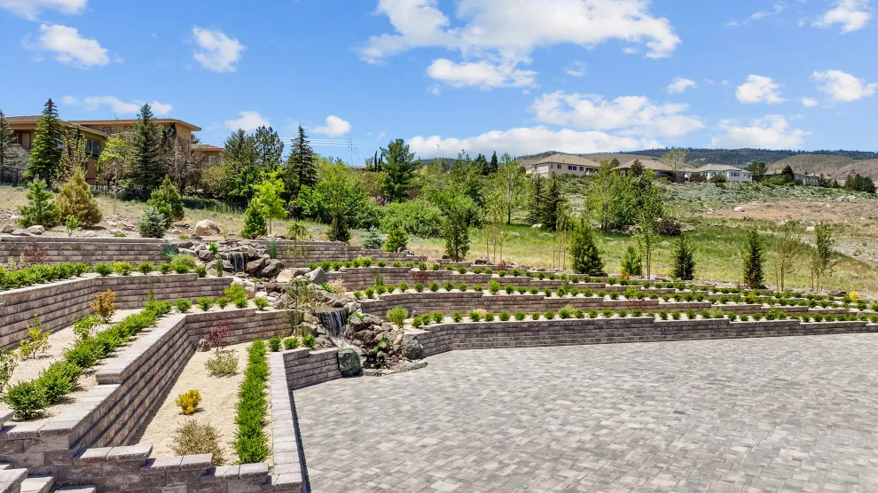 Hawk View by ICG Construction & Landscaping - Photo 22