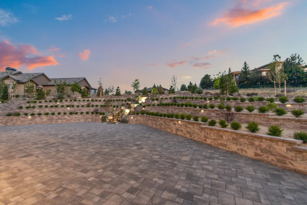 Hawk View by ICG Construction & Landscaping - Photo 25