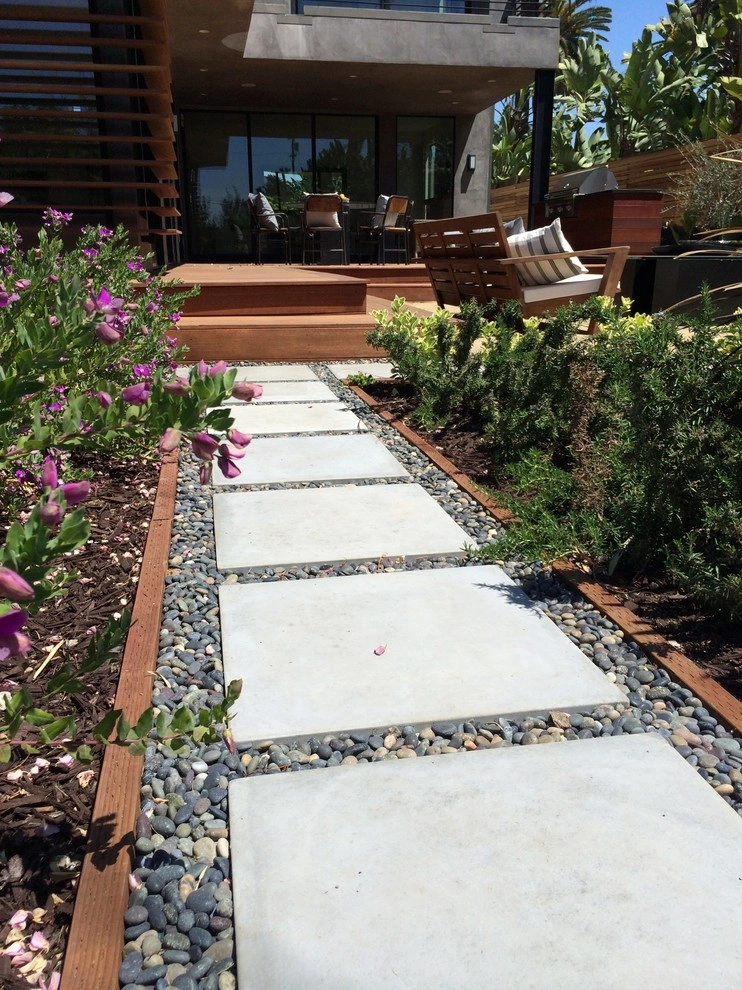 Mar Vista Contemporary by Segal Shuart Landscape Architects - Photo 4