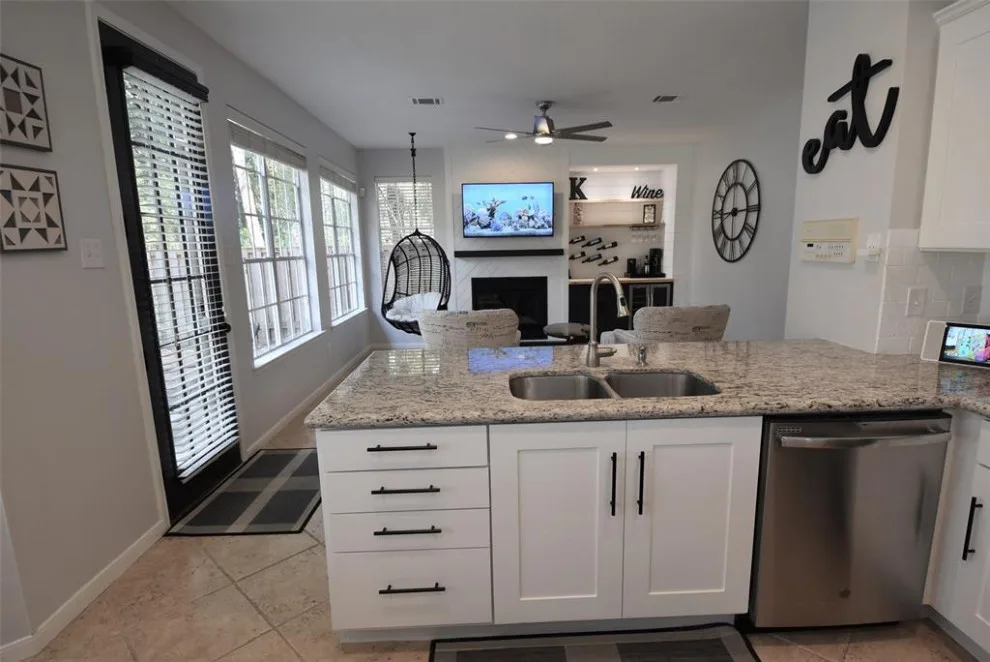 Family Home Renovation with Additional Space by Town Oak Construction - Photo 32