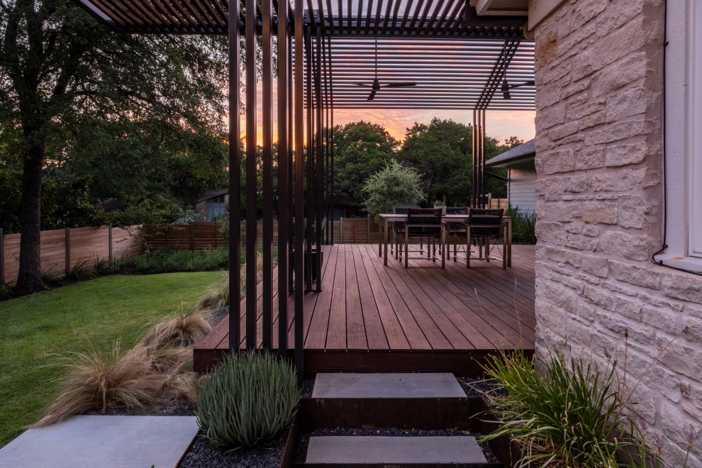 Mountain View by Austin Outdoor Design - Photo 2