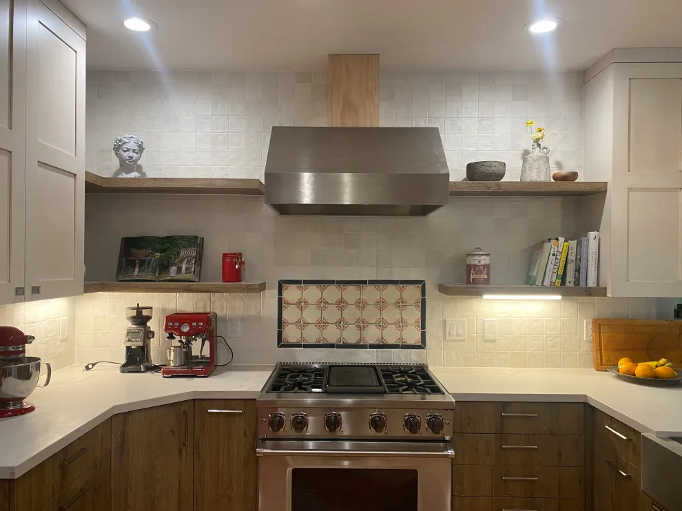 Country-style Kitchen Renovation by UMI Seattle - Photo 4