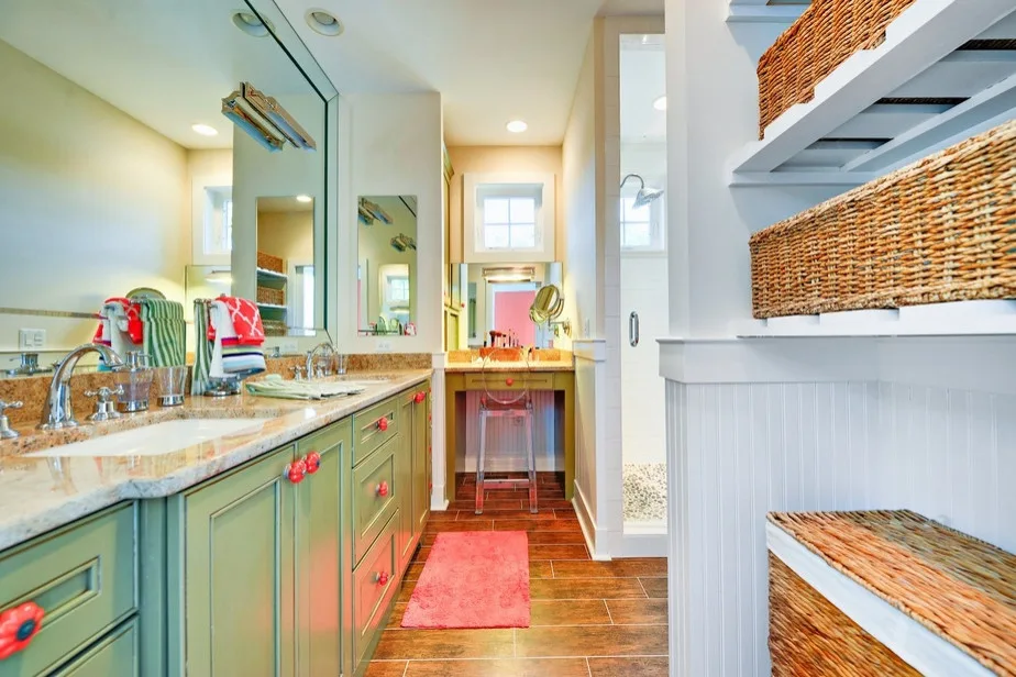 Completed Projects by Hayes Custom Interiors - Photo 81