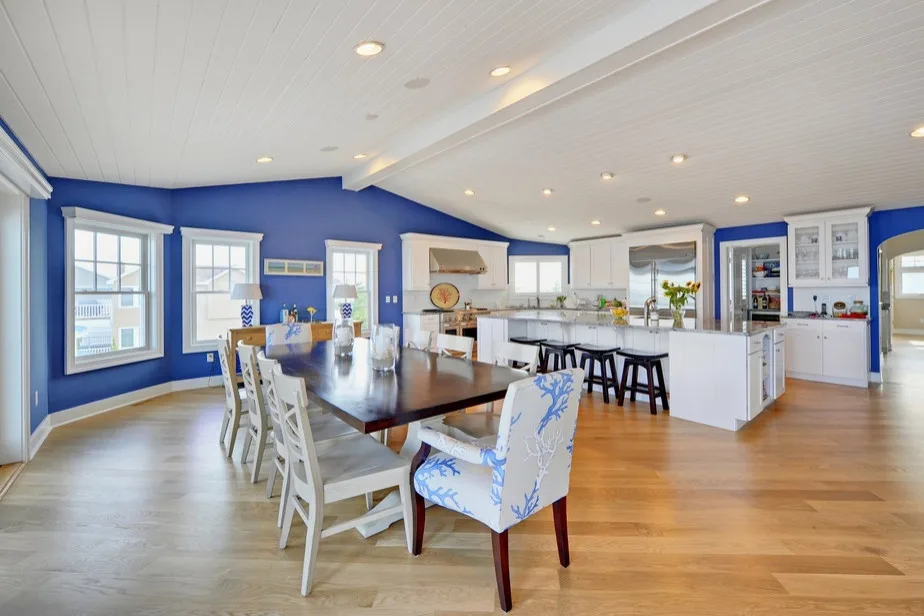 Completed Projects by Hayes Custom Interiors - Photo 53