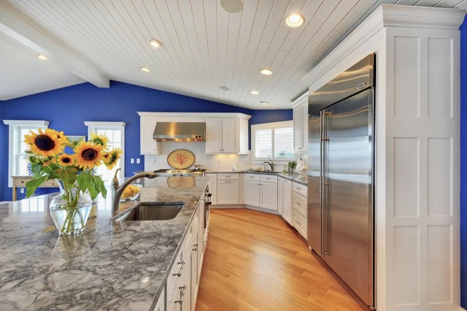 Completed Projects by Hayes Custom Interiors - Photo 44