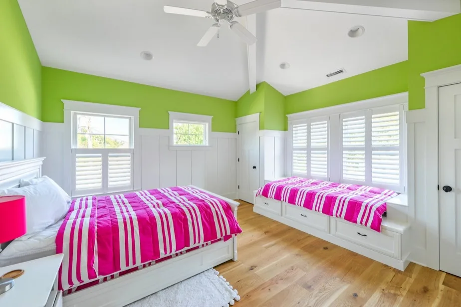Completed Projects by Hayes Custom Interiors - Photo 59