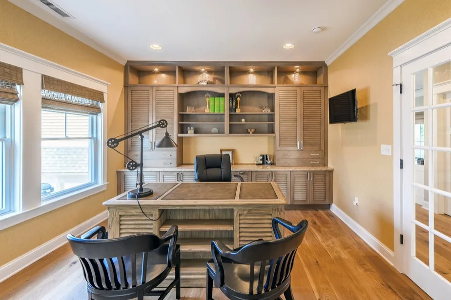 Completed Projects by Hayes Custom Interiors - Photo 56