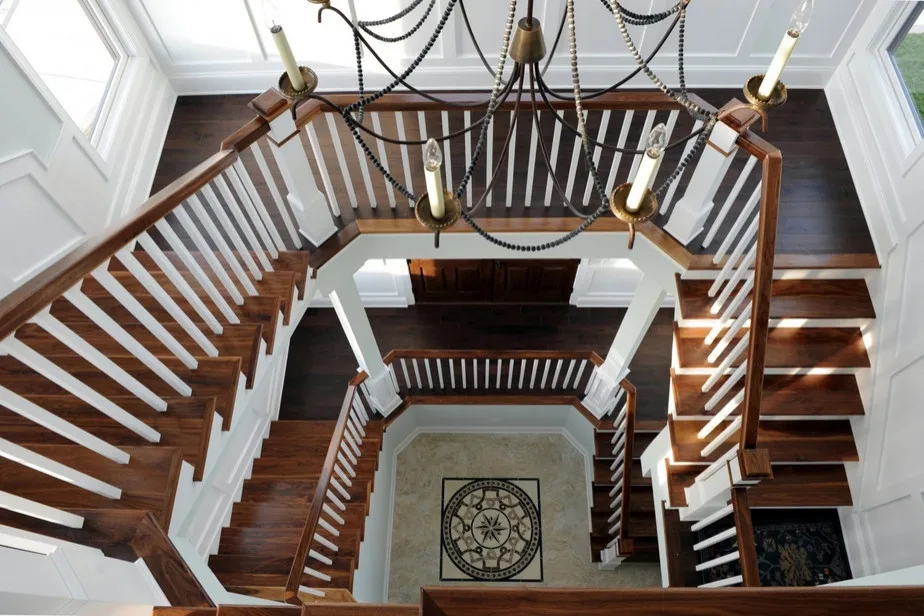 Completed Projects by Hayes Custom Interiors - Photo 24