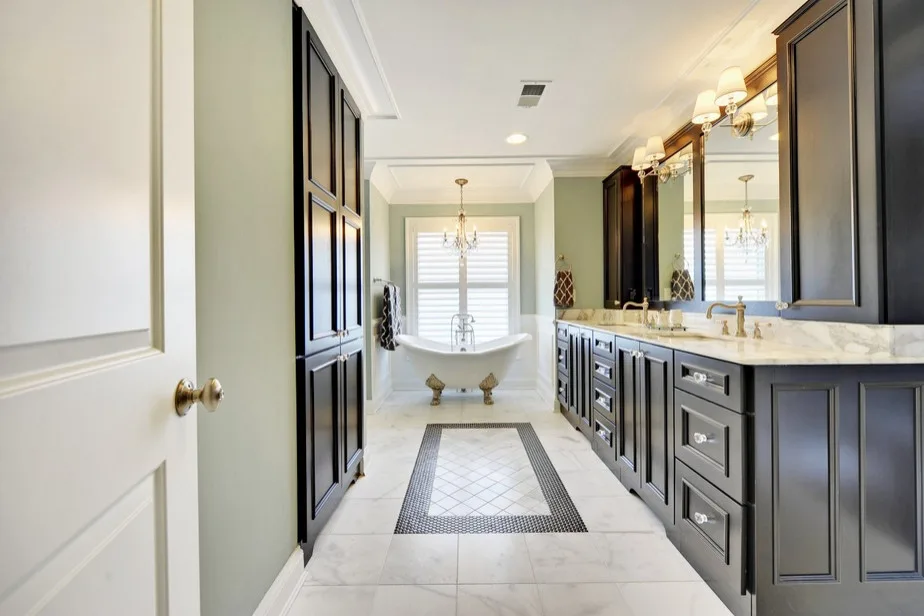 Completed Projects by Hayes Custom Interiors - Photo 88