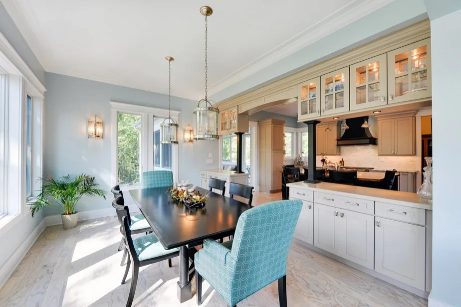 Completed Projects by Hayes Custom Interiors - Photo 51