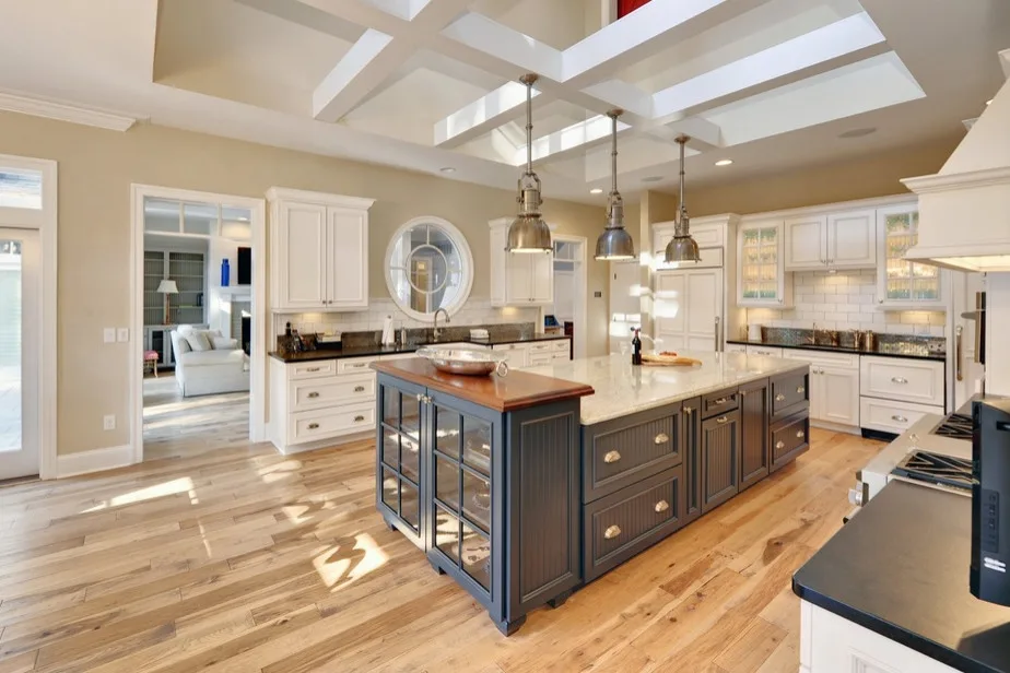 Completed Projects by Hayes Custom Interiors - Photo 39