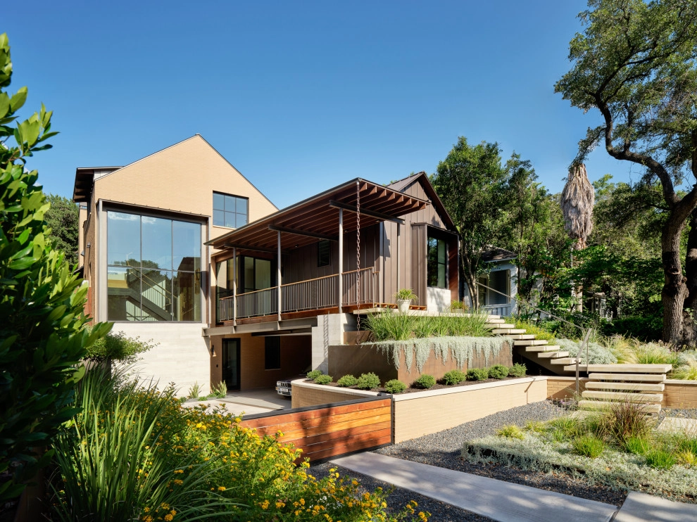 hillside by Austin Outdoor Design - Photo 6