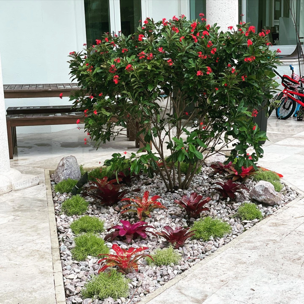 San Marco Estate by Serenoa Landscape Design - Photo 2