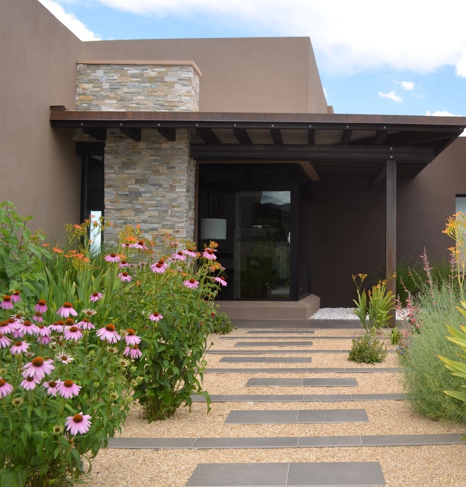 contemporary Santa Fe home by Serquis + Associates Landscape Architecture - Photo 4