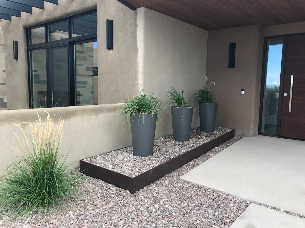 Blending into Nature by Serquis + Associates Landscape Architecture - Photo 6