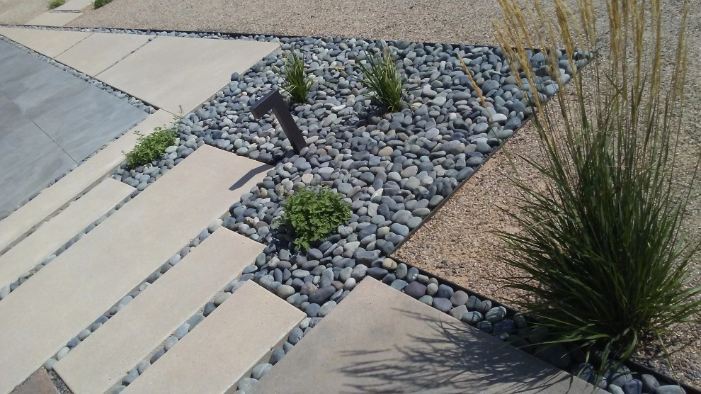 Blending into Nature by Serquis + Associates Landscape Architecture - Photo 2
