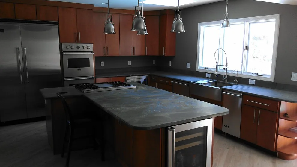 Everything Under The Roof, LLC - Photo 9