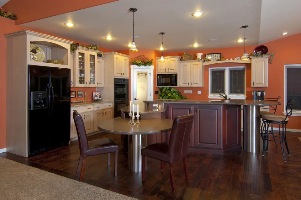 Solid Rock Custom Homes - Photo 14
