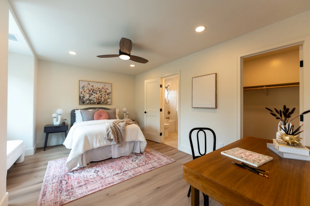 COMPLETE INTERIOR & EXTERIOR HOME RENOVATION by BNC Builders INC. - Photo 8