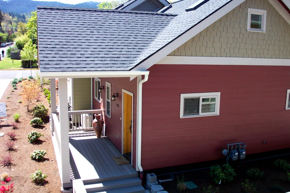 Eco-Friendly Condo Cottages by Coleman Creek Construction - Photo 8
