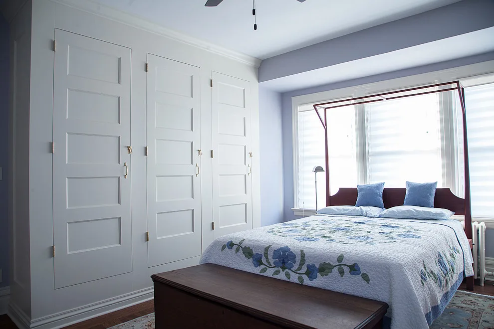 Guest Suite & Classic Custom Wardrobe by Price & Vaughn Company - Photo 7