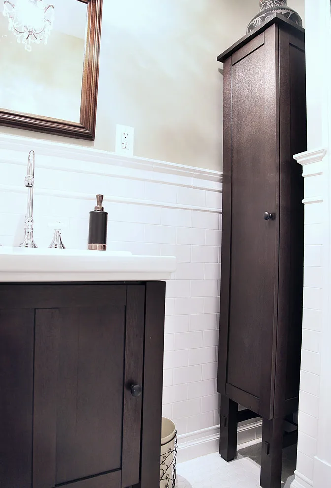 Classic Powder Room by Price & Vaughn Company - Photo 5