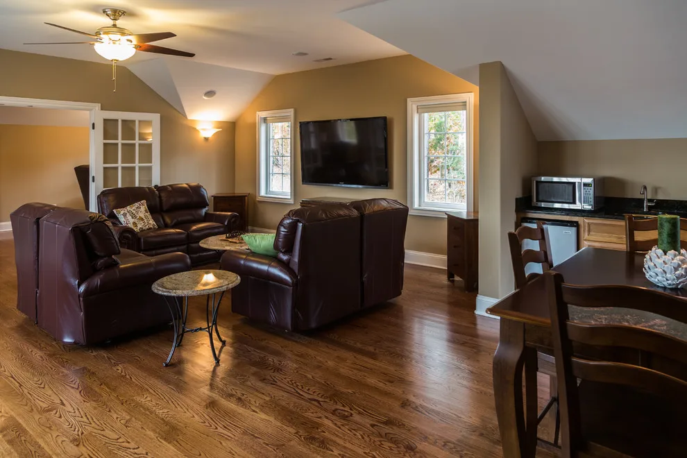 Lakeside Residence by Chad Goodin Signature Homes, Inc. - Photo 12