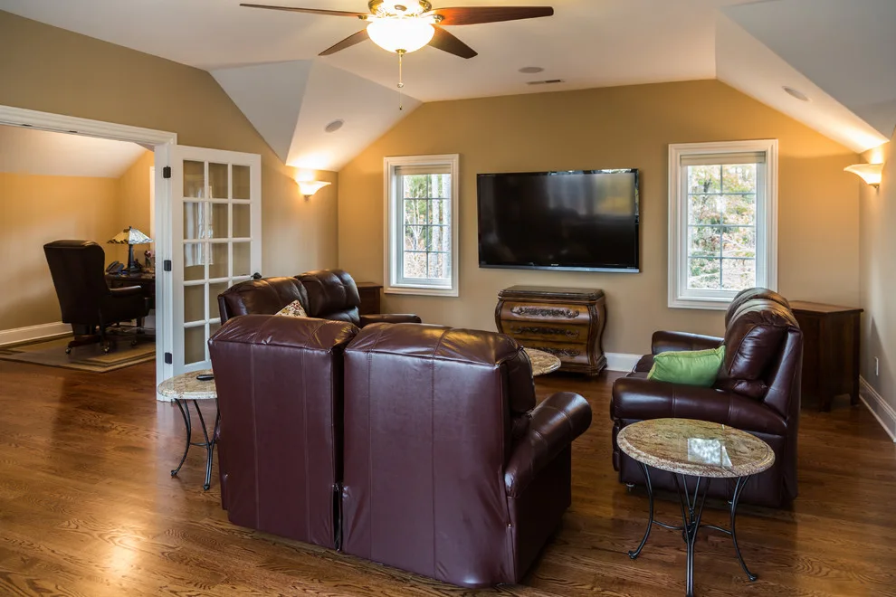 Lakeside Residence by Chad Goodin Signature Homes, Inc. - Photo 7