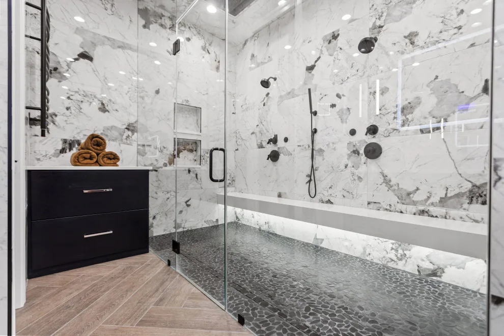 Master Bathroom Home Spa by Casino Co. Renovations - Photo 9