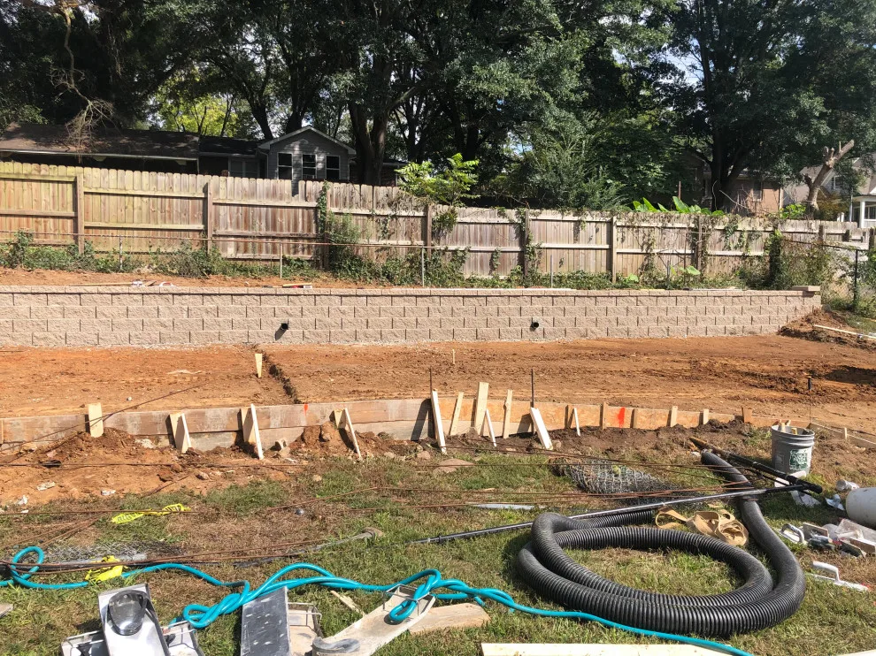 Driveway and Retaining Structure by Dogwood Family Homes - Photo 3