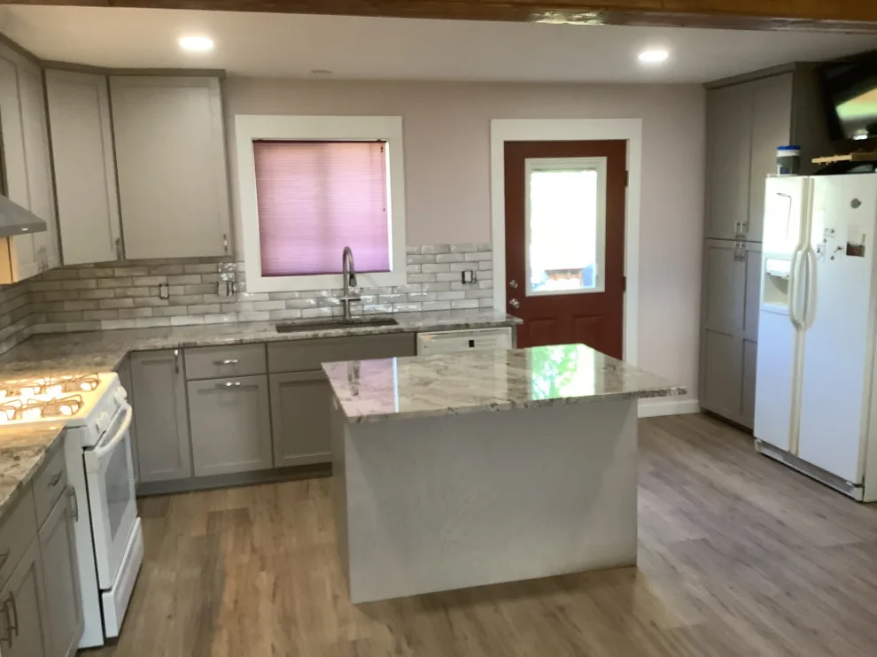 Austin Smith Upstairs Renovation by Aspenleaf Remodeling And Construction, Llc - Photo 13