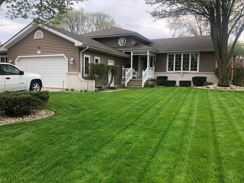 Simmons Landscaping - Photo 2
