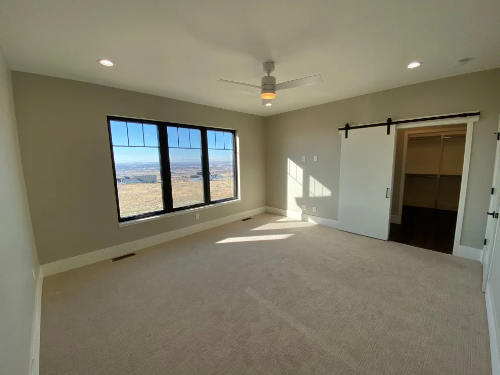 New Star by Skidmore Inc. - Photo 9