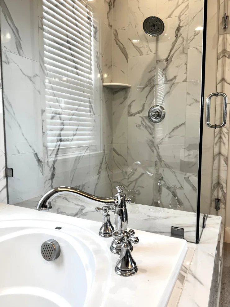 Revitalizing the Main Bathroom by TG Construction & Design, Inc. - Photo 4