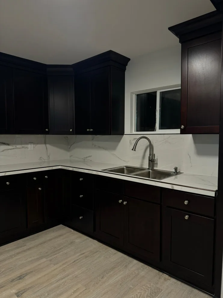 Cozy Transitional Kitchen by TG Construction & Design, Inc. - Photo 3