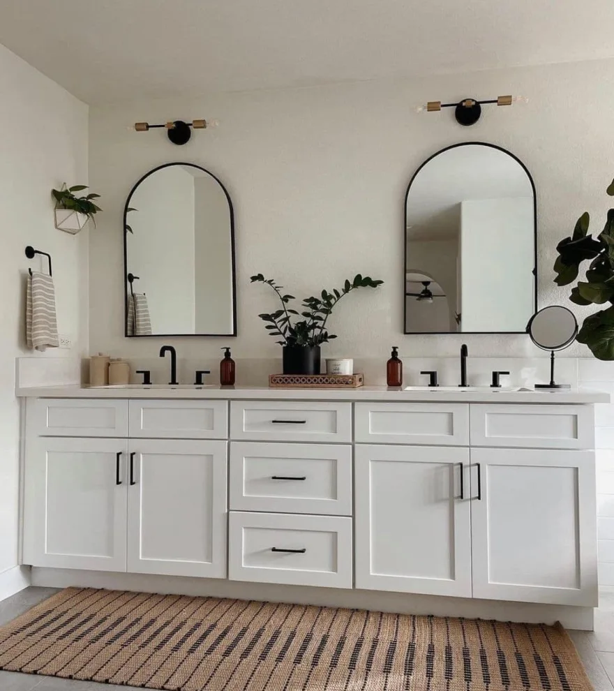 Renovation Portfolio for Kitchens and Bathrooms by Platinum Home Builders & Design, Inc - Photo 17