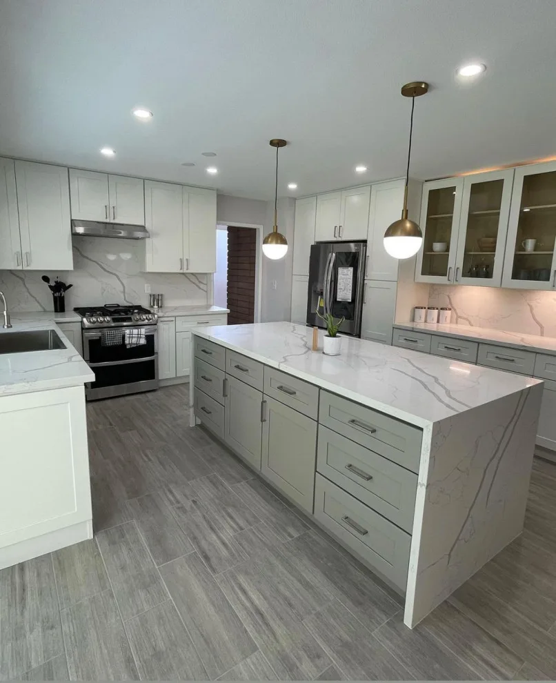 Renovation Portfolio for Kitchens and Bathrooms by Platinum Home Builders & Design, Inc - Photo 27