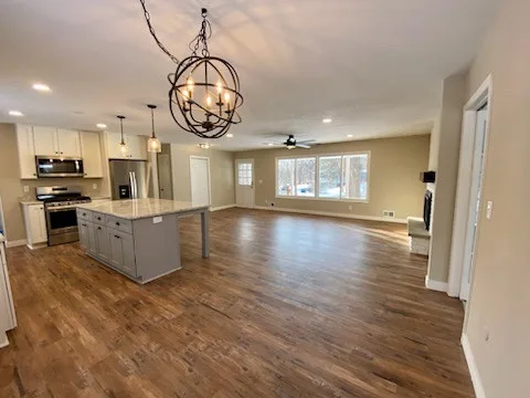 Upper floor renovation by Home Preservation Specialists Inc - Photo 6
