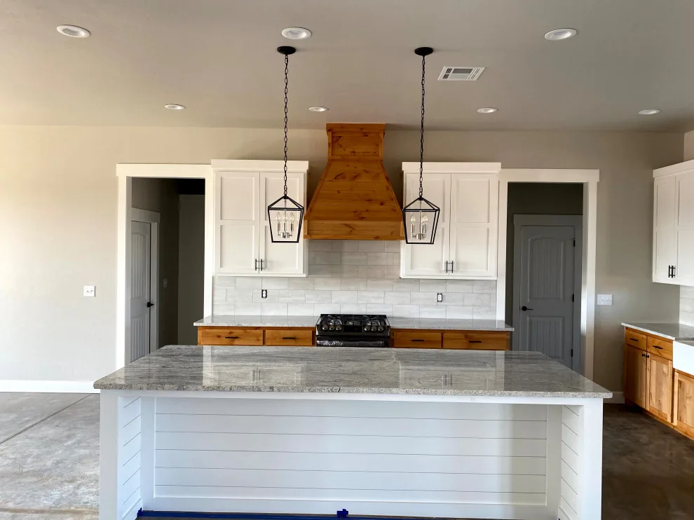 3036 Tailored Residence by J. Poe Construction Inc. - Photo 2