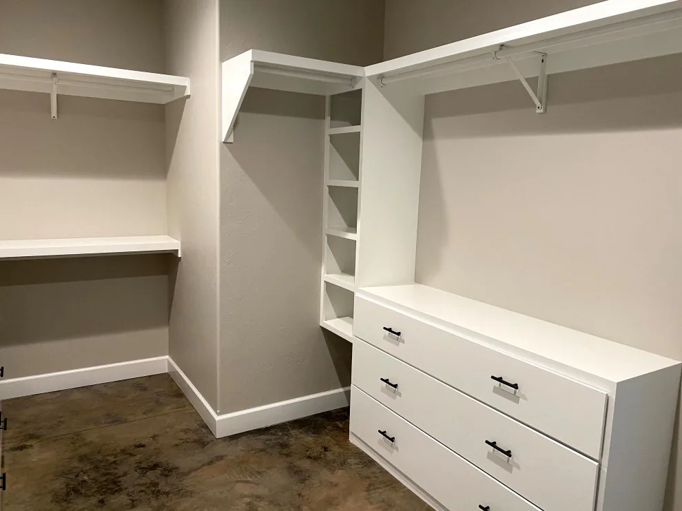 3036 Tailored Residence by J. Poe Construction Inc. - Photo 13