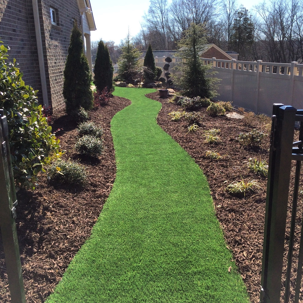 Backyards by Southeast Turf LLC / SYNlawn Carolina - Photo 15
