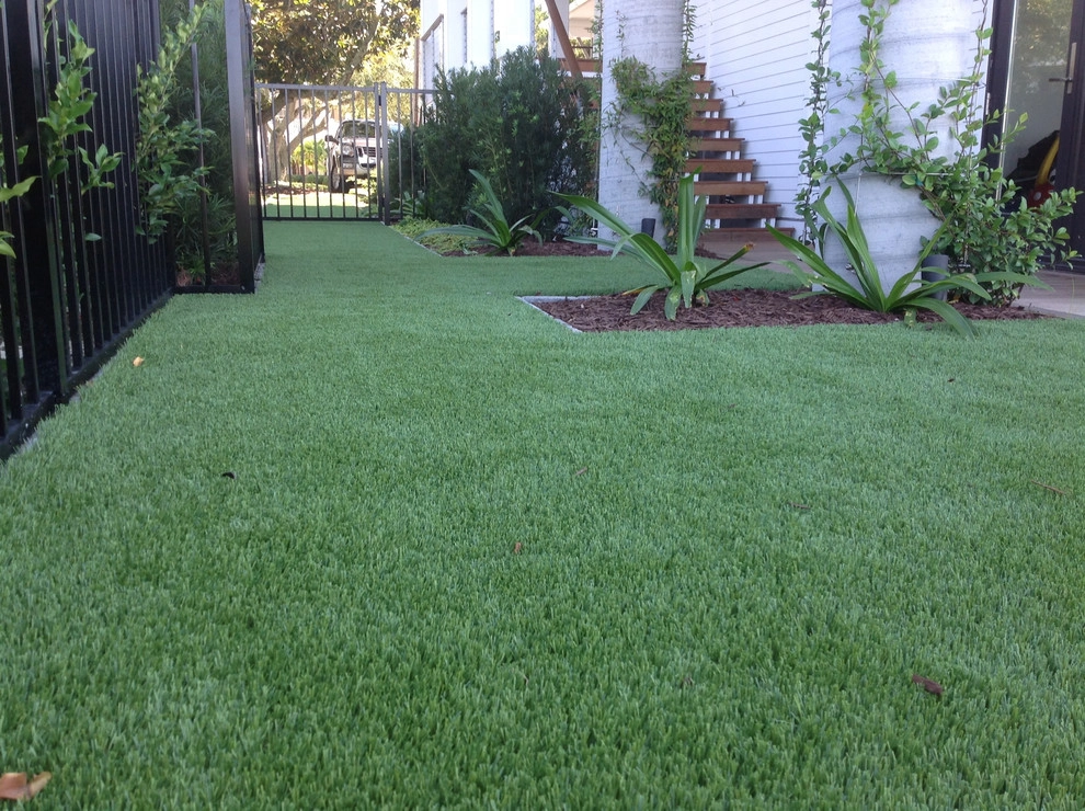 Backyards by Southeast Turf LLC / SYNlawn Carolina - Photo 14