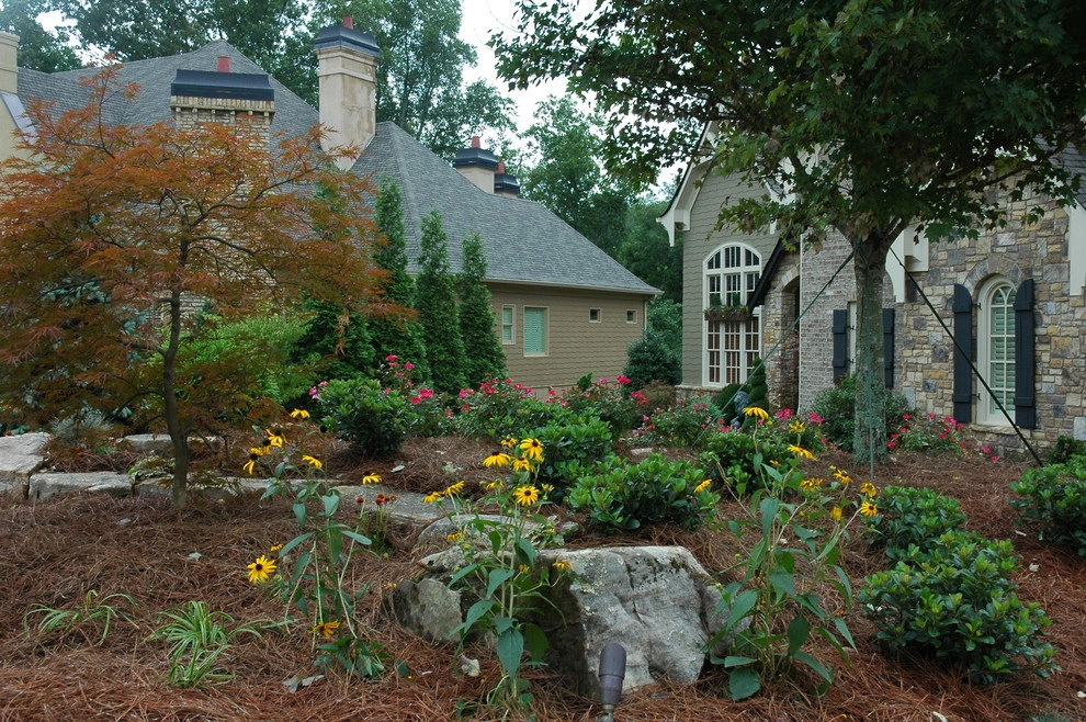 Southern Elegance Design And Landscape - Photo 11